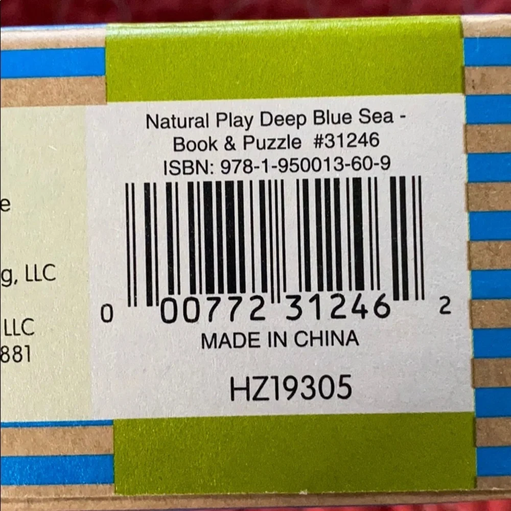 Melissa & Doug Natural Play Book & Puzzle/Game Mamas and Babies Deep Blue Sea